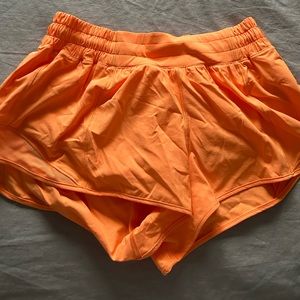 Lululemon Hotty Hot Short